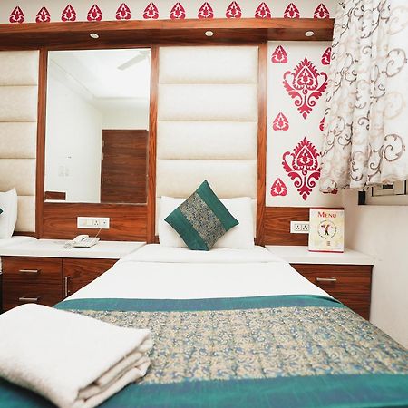 Hotel Kabir Palace Karol Bagh New Delhi Exteriör bild